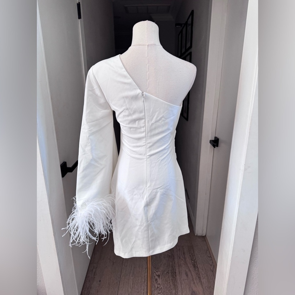 Ghrail Ellis Ivory Feather-Trim One-Shoulder Crepe Mini Dress Sz S MSRP $270 NEW - Picture 7 of 12